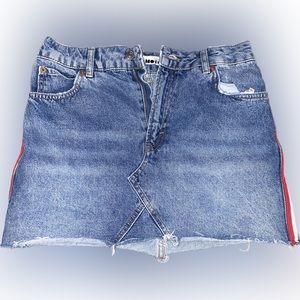 Moto topshop mini jean skirt